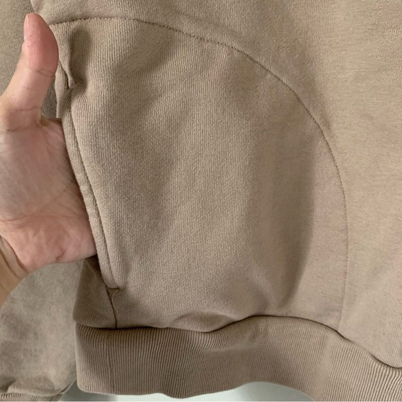 Everlane The Track Half-Zip Sweatshirt - Picture 6 of 10